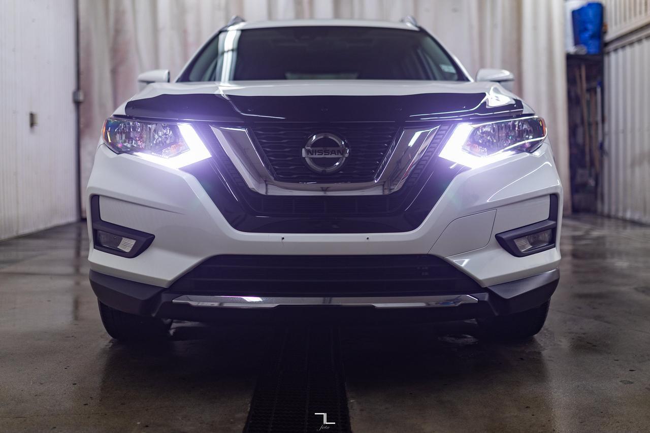 2020 Nissan Rogue AWD SV Nav Roof BCam Red Deer AB