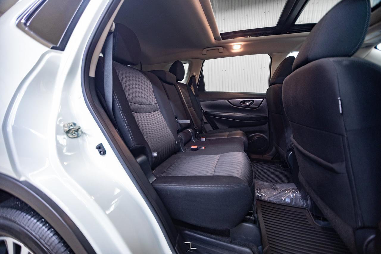 2020 Nissan Rogue AWD SV Nav Roof BCam Red Deer AB