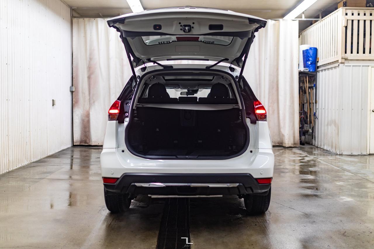 2020 Nissan Rogue AWD SV Nav Roof BCam Red Deer AB