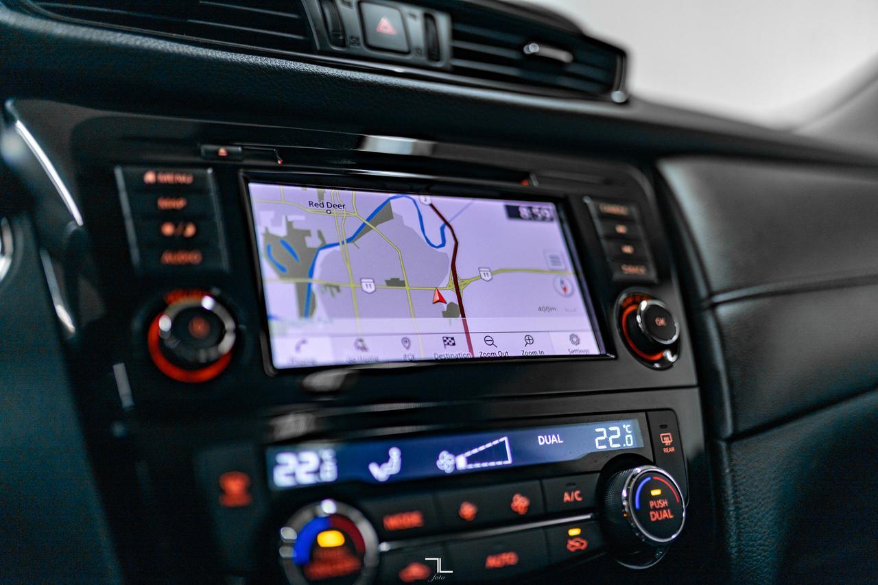 2020 Nissan Rogue AWD SV Nav Roof BCam Red Deer AB