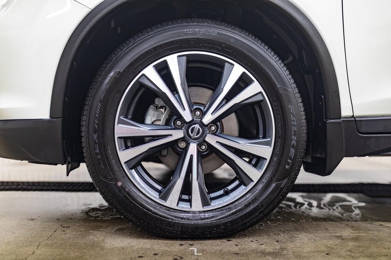 2020 Nissan Rogue AWD SV Nav Roof BCam Red Deer AB