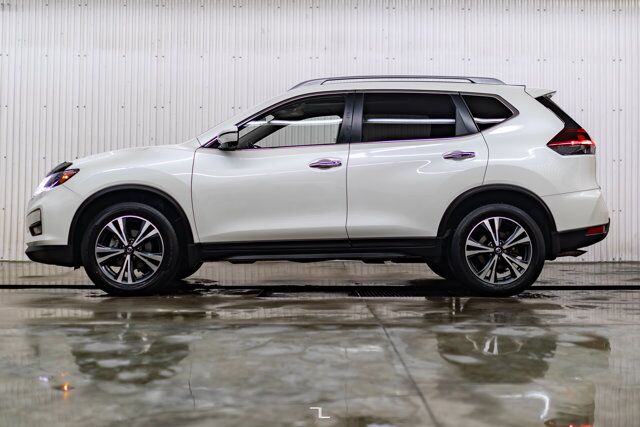 2020 Nissan Rogue AWD SV Nav Roof BCam Red Deer AB