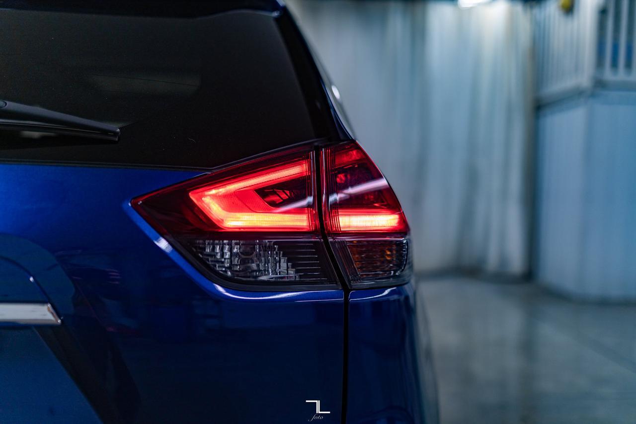 2020 Nissan Rogue AWD SV Roof BCam Red Deer AB