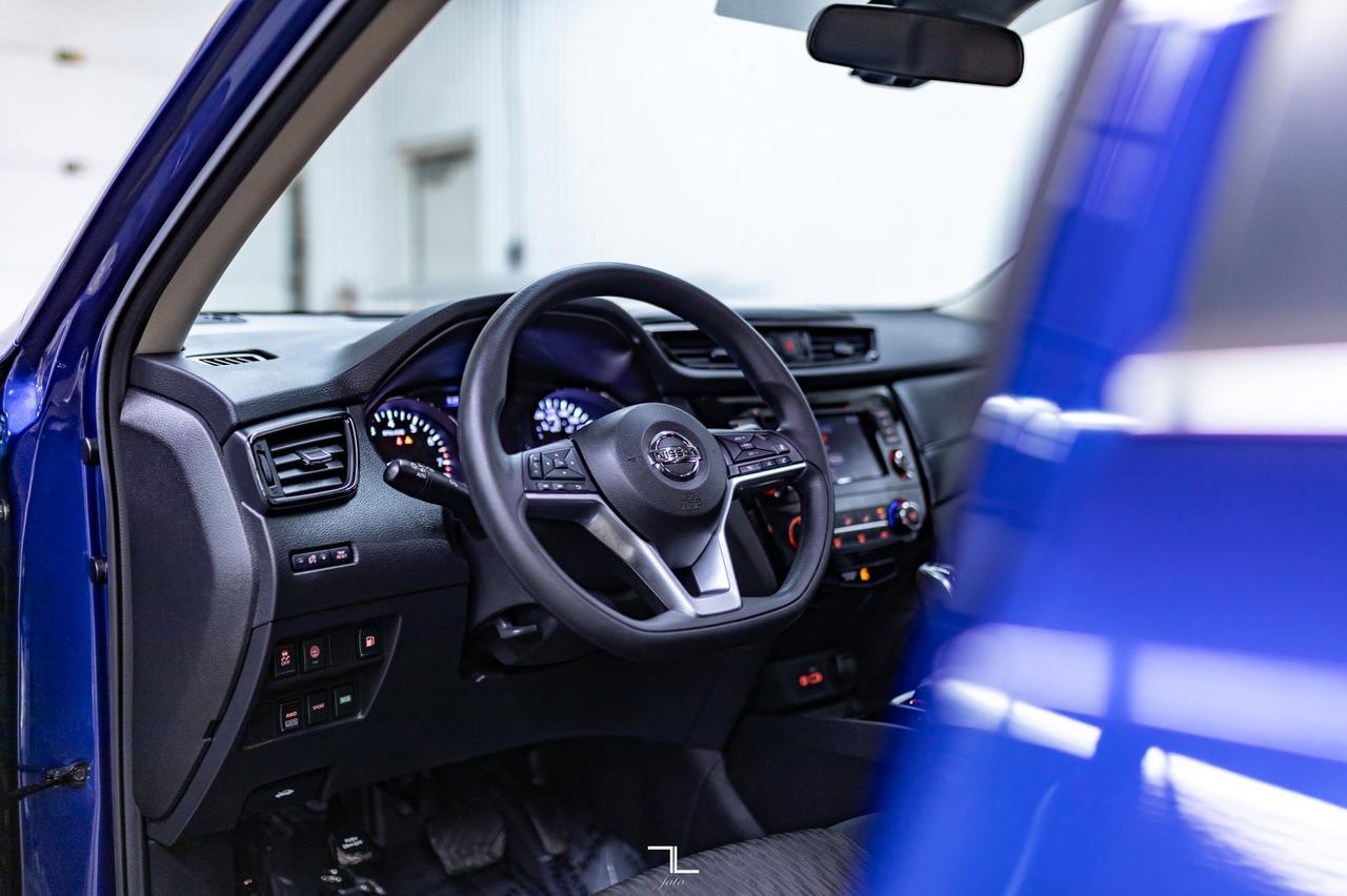 2020 Nissan Rogue AWD SV Roof BCam Red Deer AB