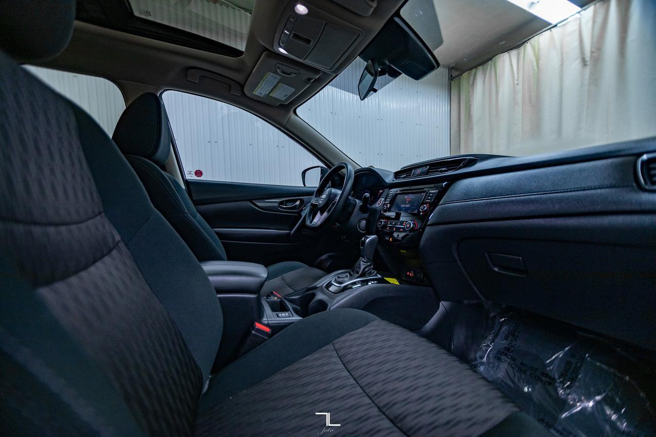 2020 Nissan Rogue AWD SV Roof BCam Red Deer AB