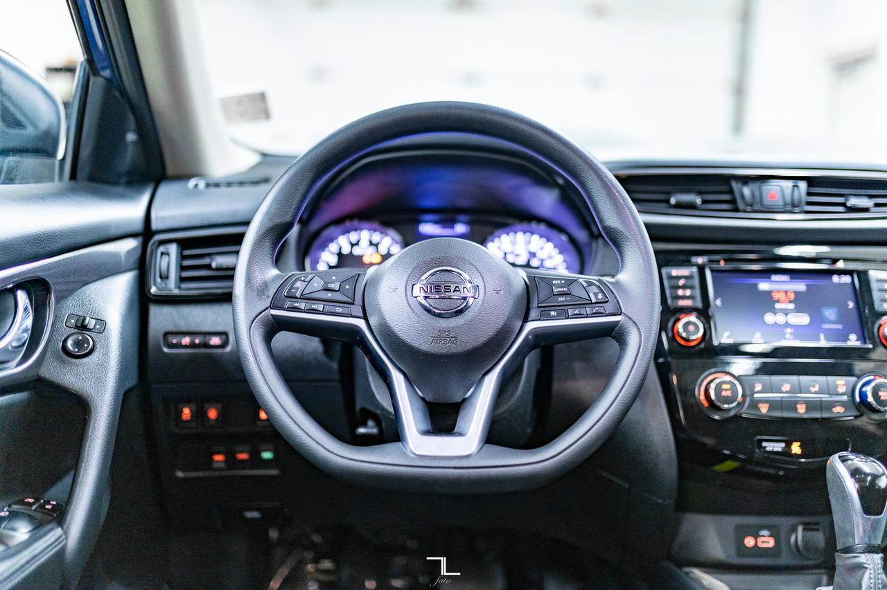 2020 Nissan Rogue AWD SV Roof BCam Red Deer AB