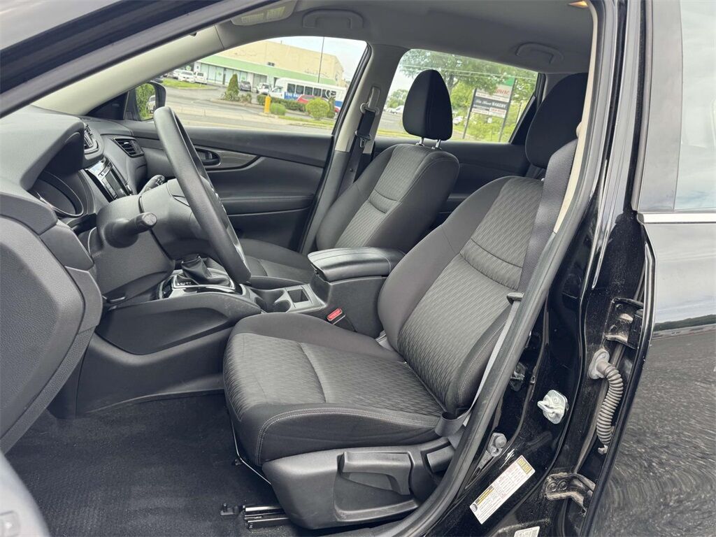 2020 Nissan Rogue S Medford NY