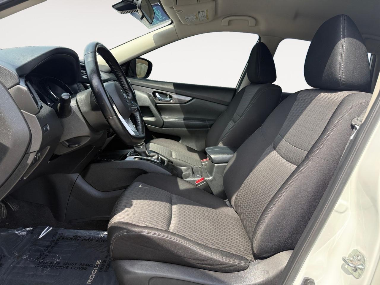 2020 Nissan Rogue SL, HEATED SEATS, NAVIGATION, WIFI, BLUETOOTH, POWER LIFTGATE, BACKUP CAMERA, REMOTE START, POWER/HEATED MIRRORS, CLEAN CARFAX, COME AND TEST DRIVE THIS NISSAN ROGUE TODAY!