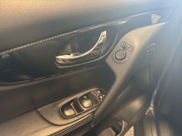 2020 Nissan Rogue SL West Burlington IA