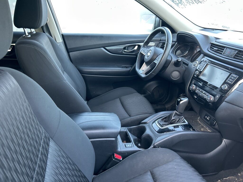 2020 Nissan Rogue SV Akron OH