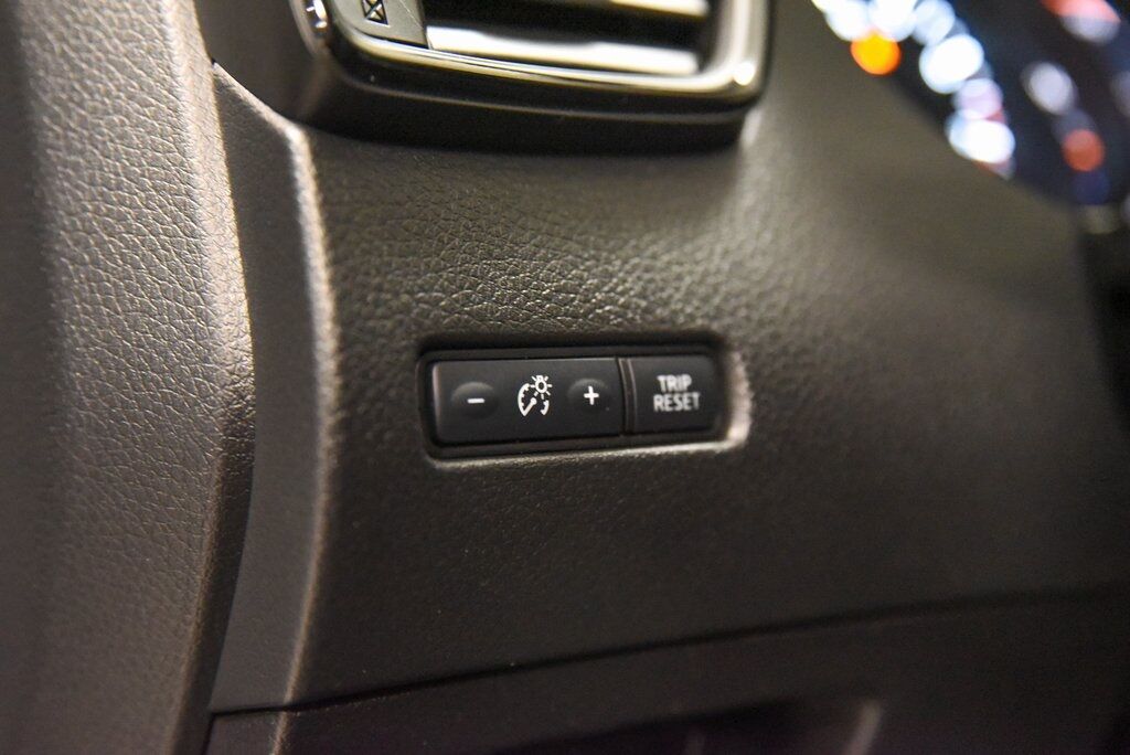 2020 Nissan Rogue SV Akron OH