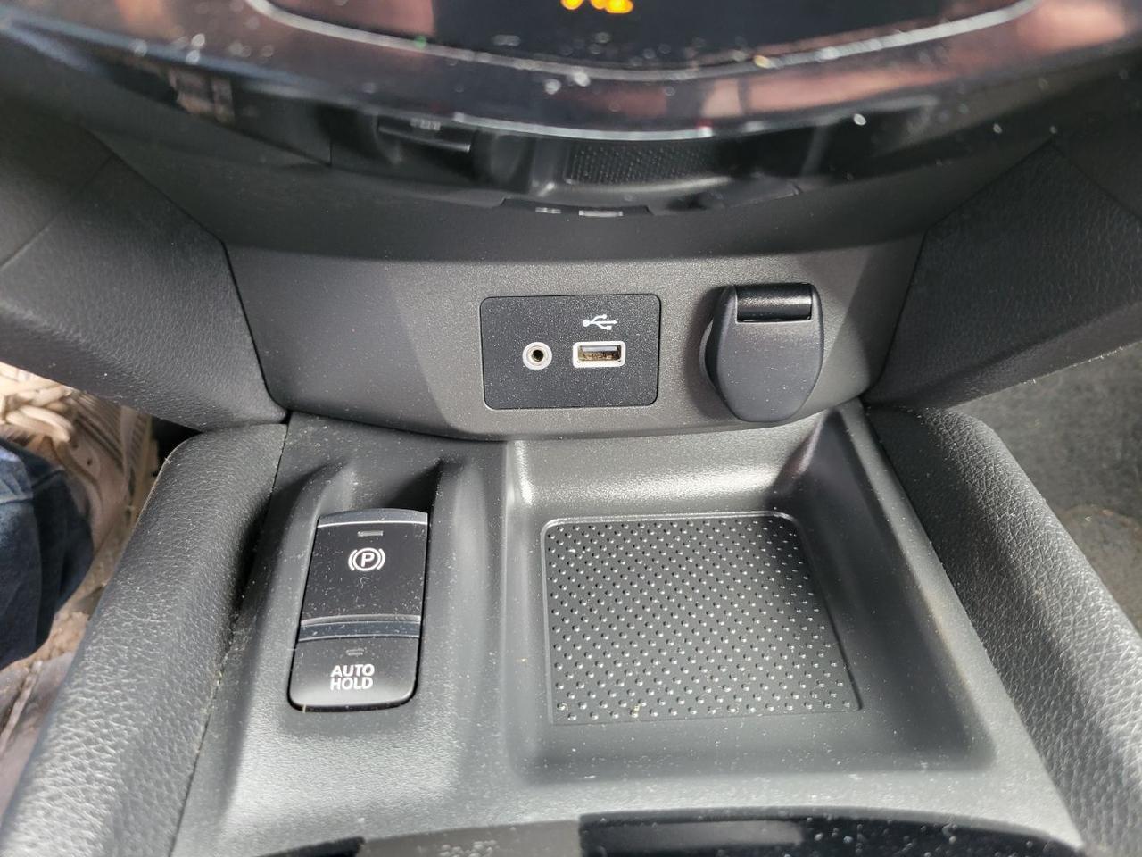 2020 Nissan Rogue SV Intelligent AWD Charlton MA