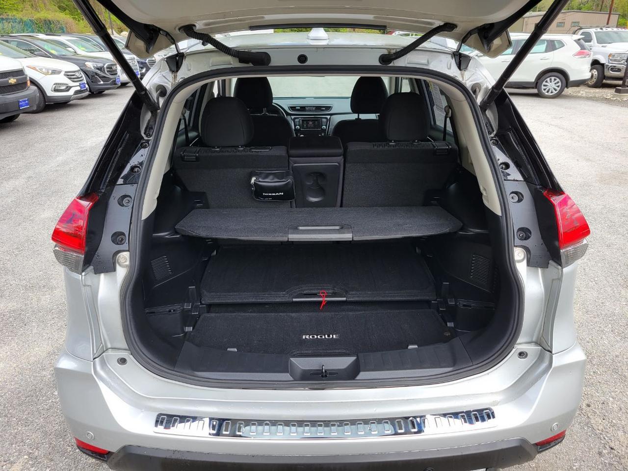 2020 Nissan Rogue SV Intelligent AWD Charlton MA
