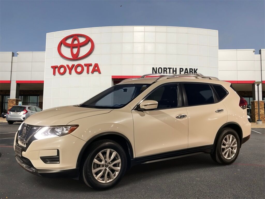 2020 Nissan Rogue SV