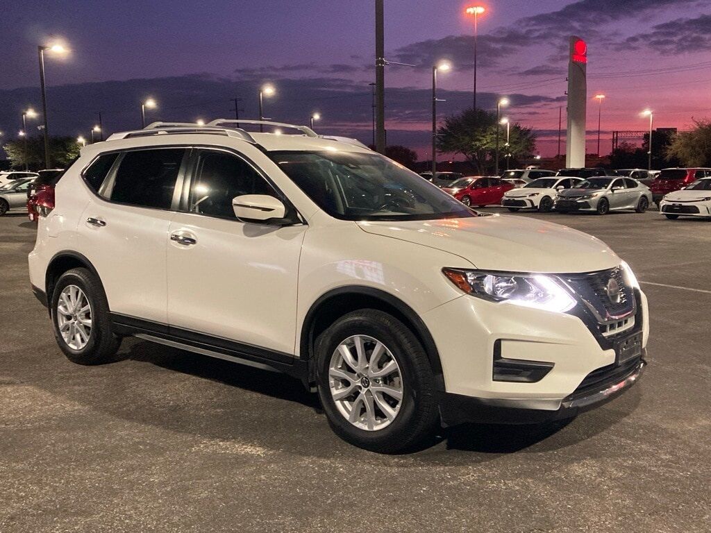 2020 Nissan Rogue SV