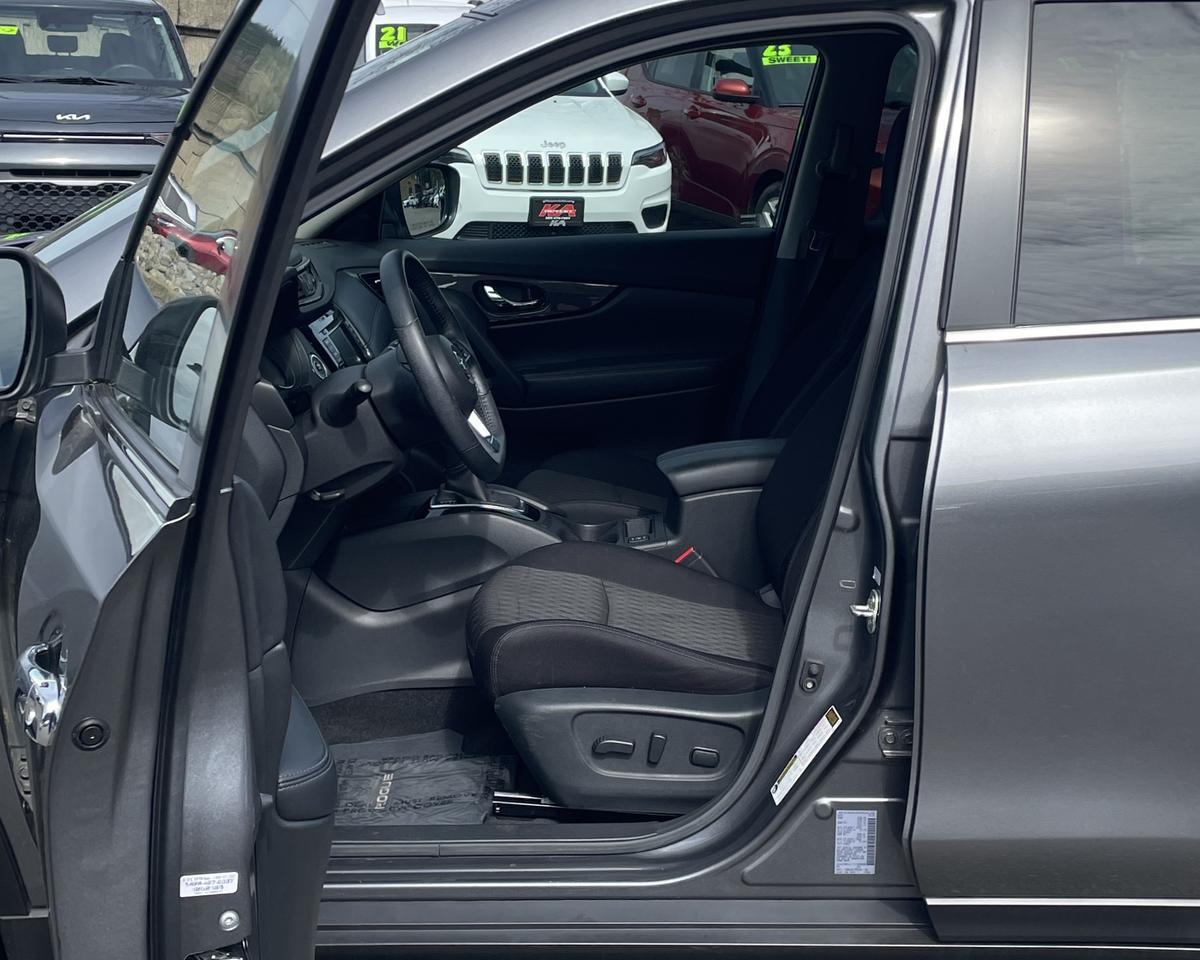 2020 Nissan Rogue SV Sport Utility 4D Port Orchard WA