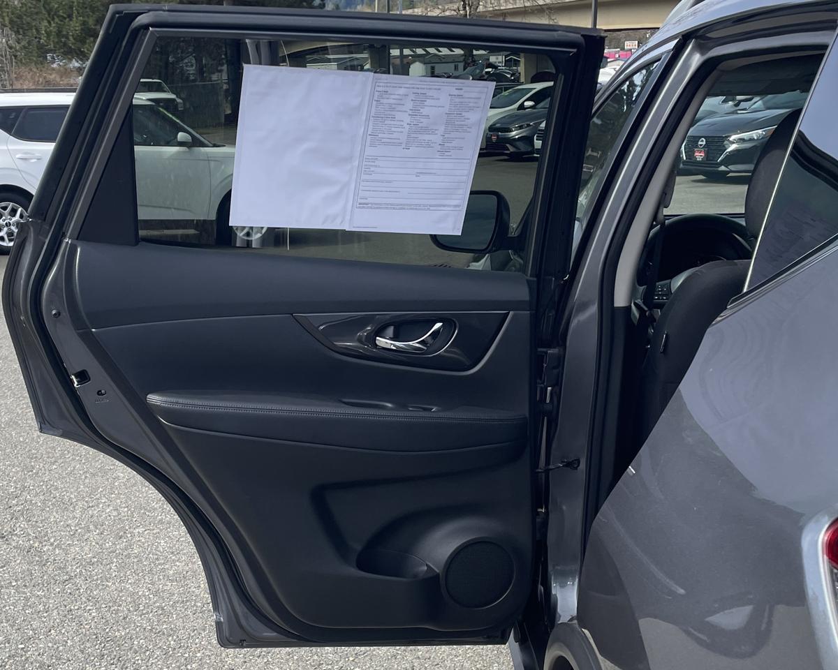 2020 Nissan Rogue SV Sport Utility 4D Port Orchard WA