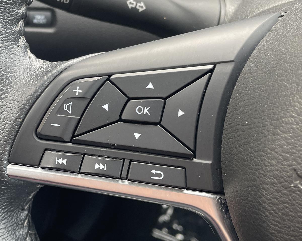 2020 Nissan Rogue SV Sport Utility 4D Port Orchard WA