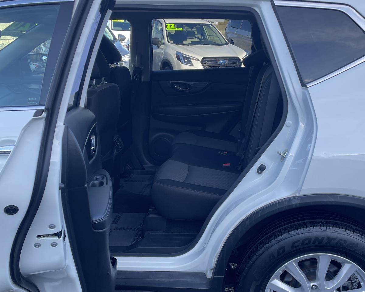 2020 Nissan Rogue SV Sport Utility 4D Port Orchard WA