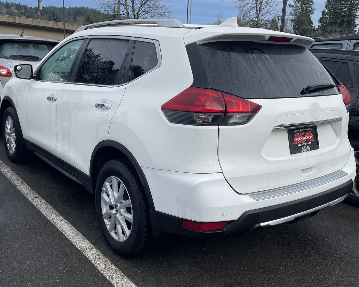 2020 Nissan Rogue SV Sport Utility 4D