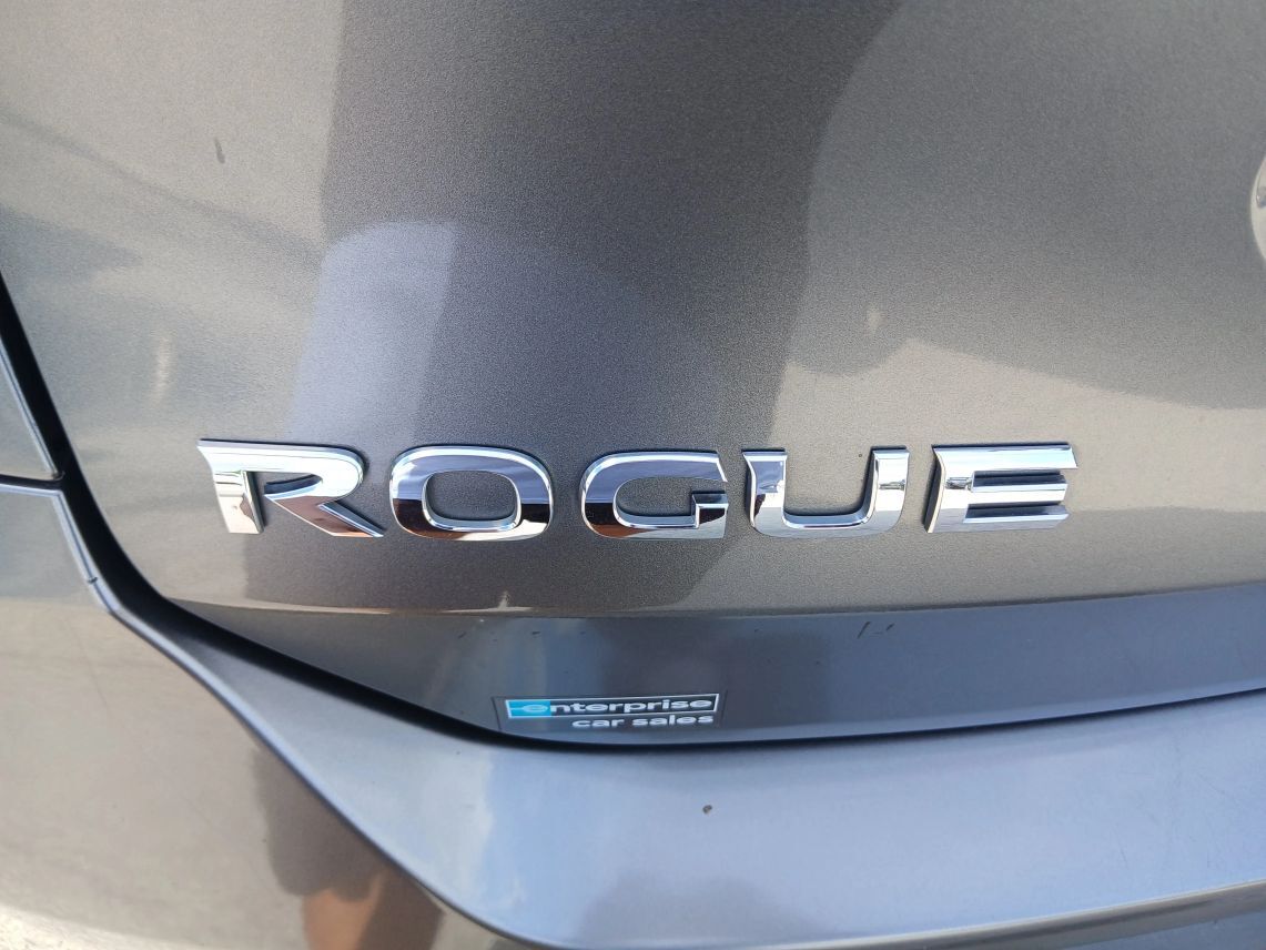 2020 Nissan Rogue SV Sport Utility 4D Maitland FL