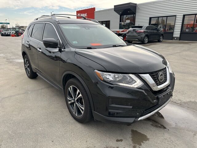 2020 Nissan Rogue SV Watertown SD