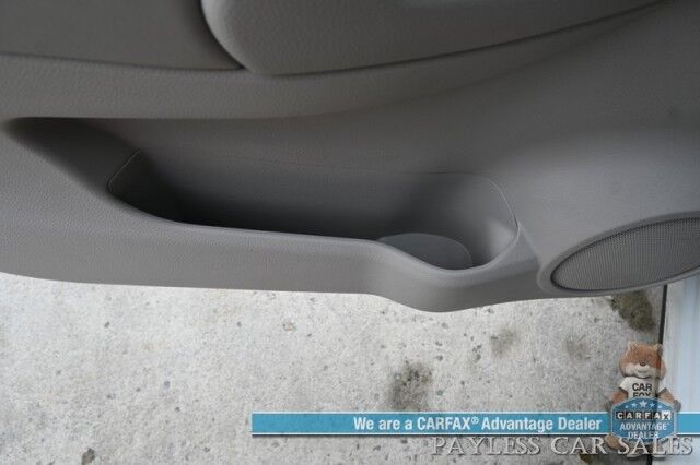 2020 Nissan Rogue Sport SL / AWD / All Weather Pkg / Auto Start / Power & Heated Seats / Heated Steering Wheel / Lane Departure & Blind Spot Alert / Apple CarPlay & Android Auto / AUX & USB Input / Back Up Camera / 1-Owner Anchorage AK