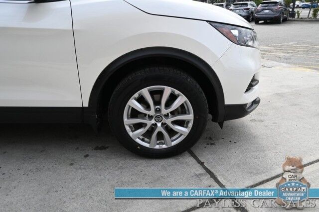 2020 Nissan Rogue Sport SL / AWD / All Weather Pkg / Auto Start / Power & Heated Seats / Heated Steering Wheel / Lane Departure & Blind Spot Alert / Apple CarPlay & Android Auto / AUX & USB Input / Back Up Camera / 1-Owner Anchorage AK