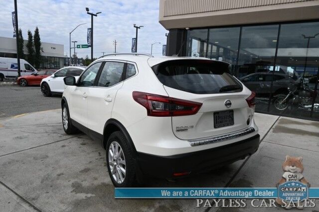 2020 Nissan Rogue Sport SL / AWD / All Weather Pkg / Auto Start / Power & Heated Seats / Heated Steering Wheel / Lane Departure & Blind Spot Alert / Apple CarPlay & Android Auto / AUX & USB Input / Back Up Camera / 1-Owner Anchorage AK