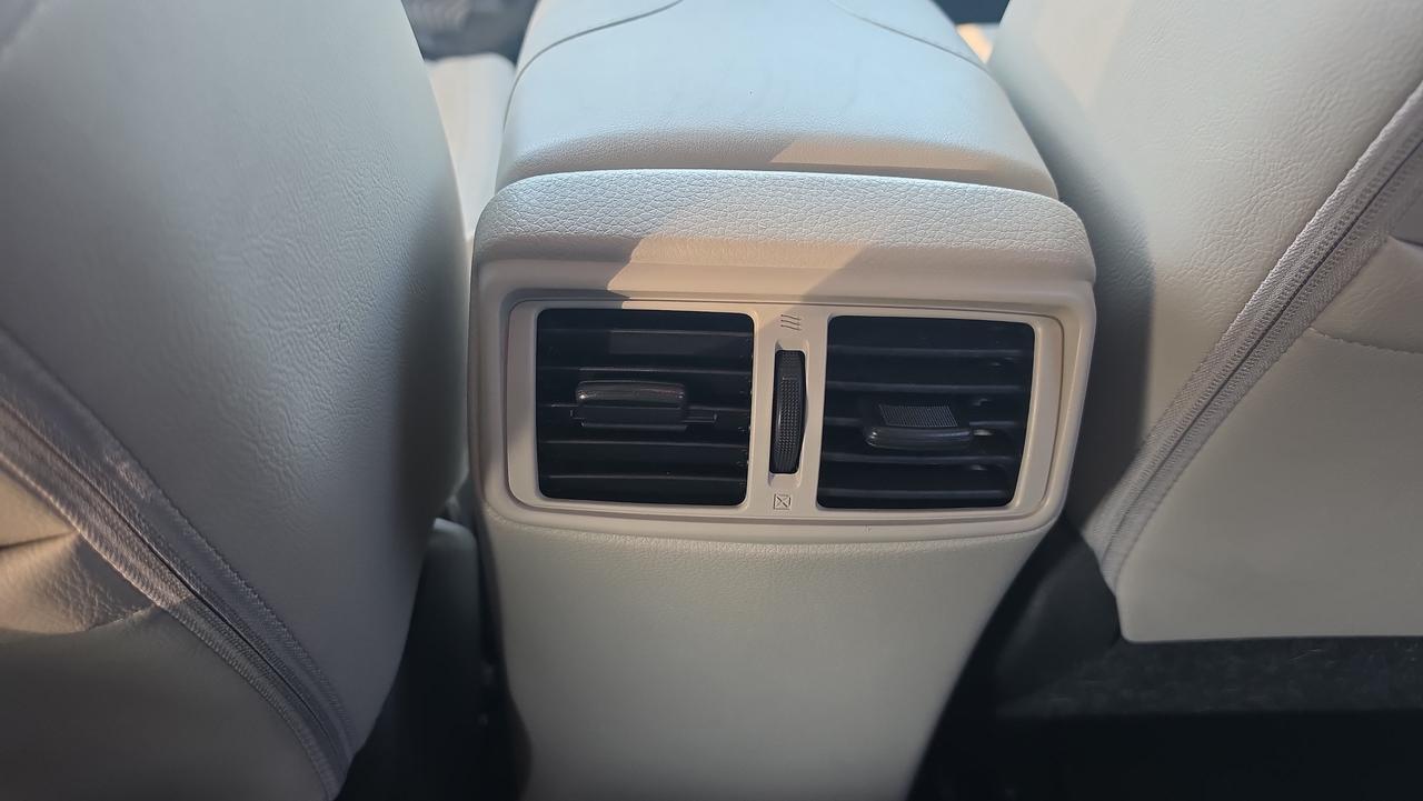 2020 Nissan Rogue Sport SL