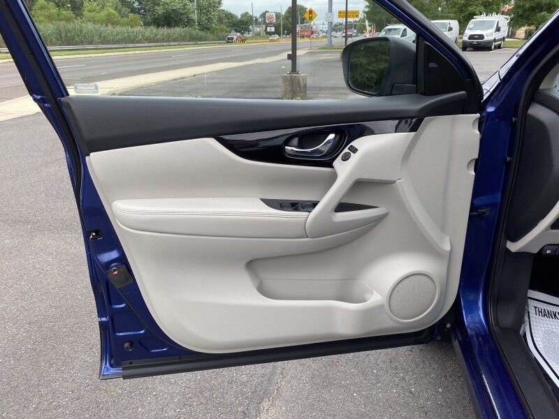 2020 Nissan Rogue Sport SV Bristol  PA
