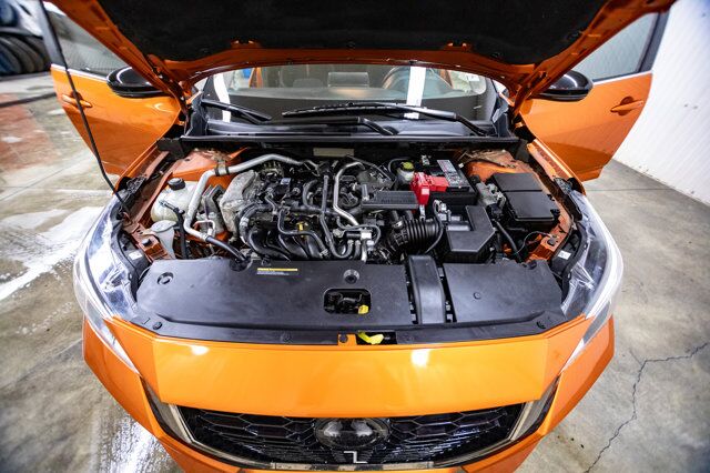 2020 Nissan Sentra SR Roof BCam Red Deer AB