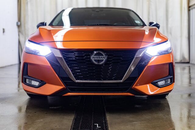 2020 Nissan Sentra SR Roof BCam Red Deer AB