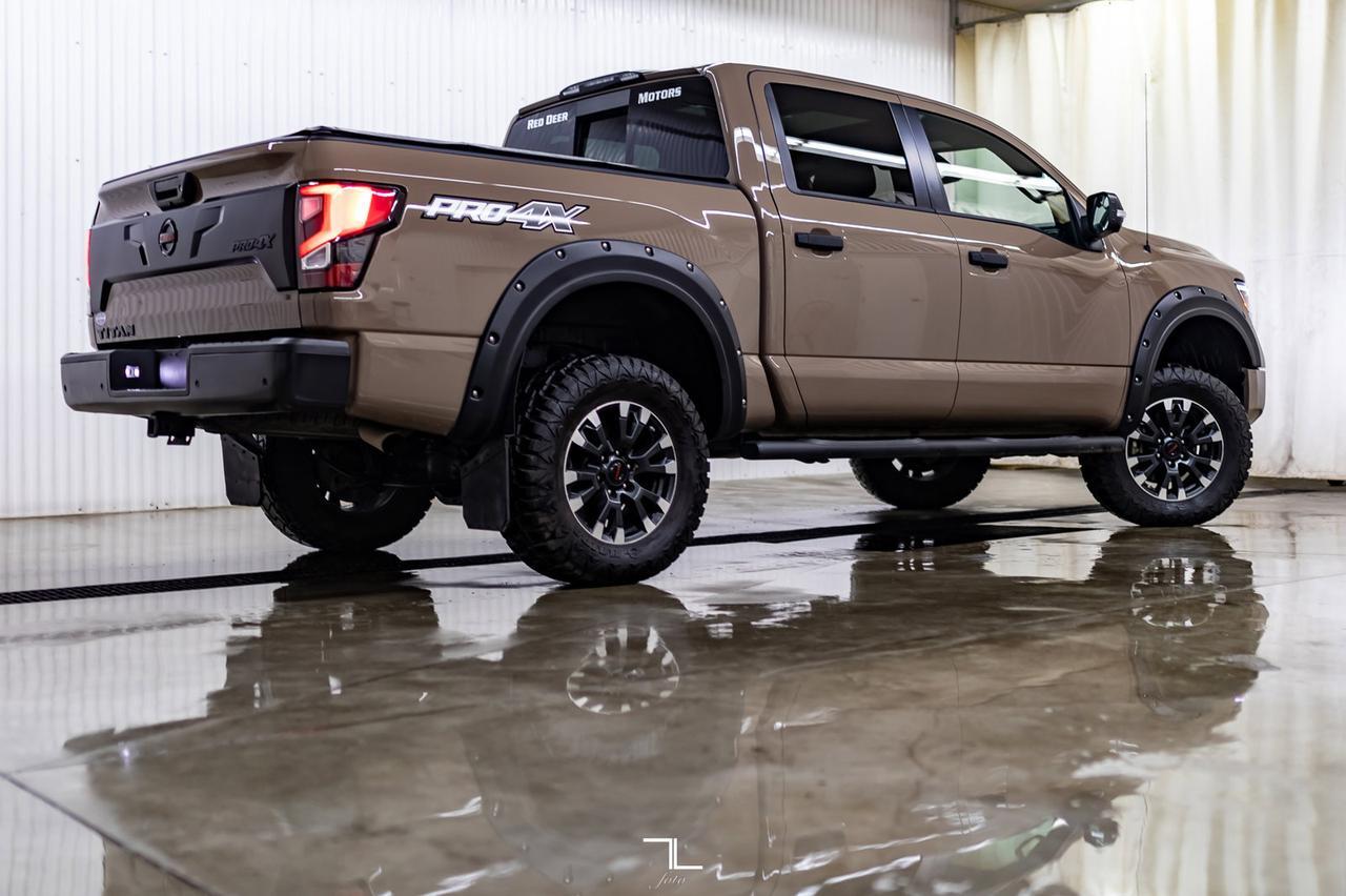 2020 Nissan Titan 4x4 Crew Cab Pro-4X Leather Roof Nav BCam Red Deer AB