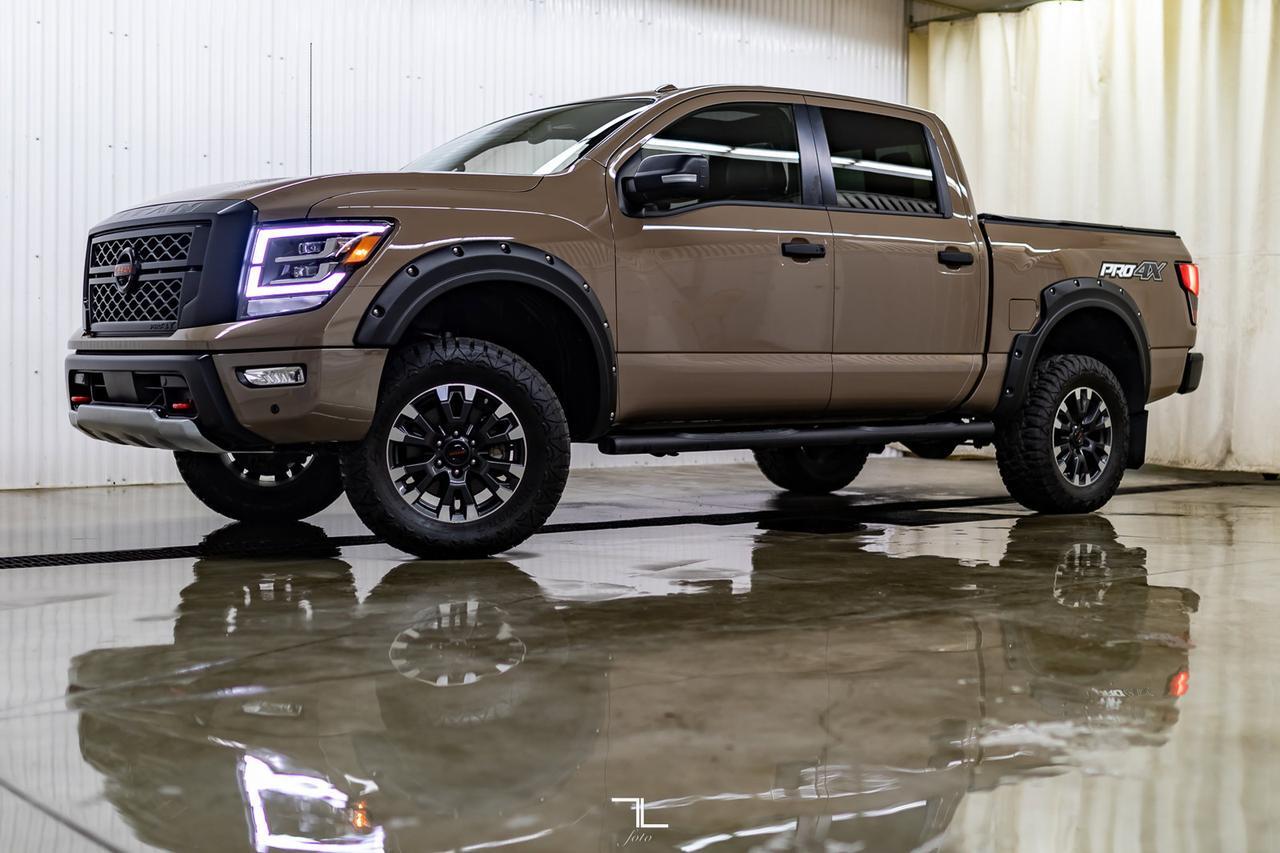 2020 Nissan Titan 4x4 Crew Cab Pro-4X Leather Roof Nav BCam Red Deer AB