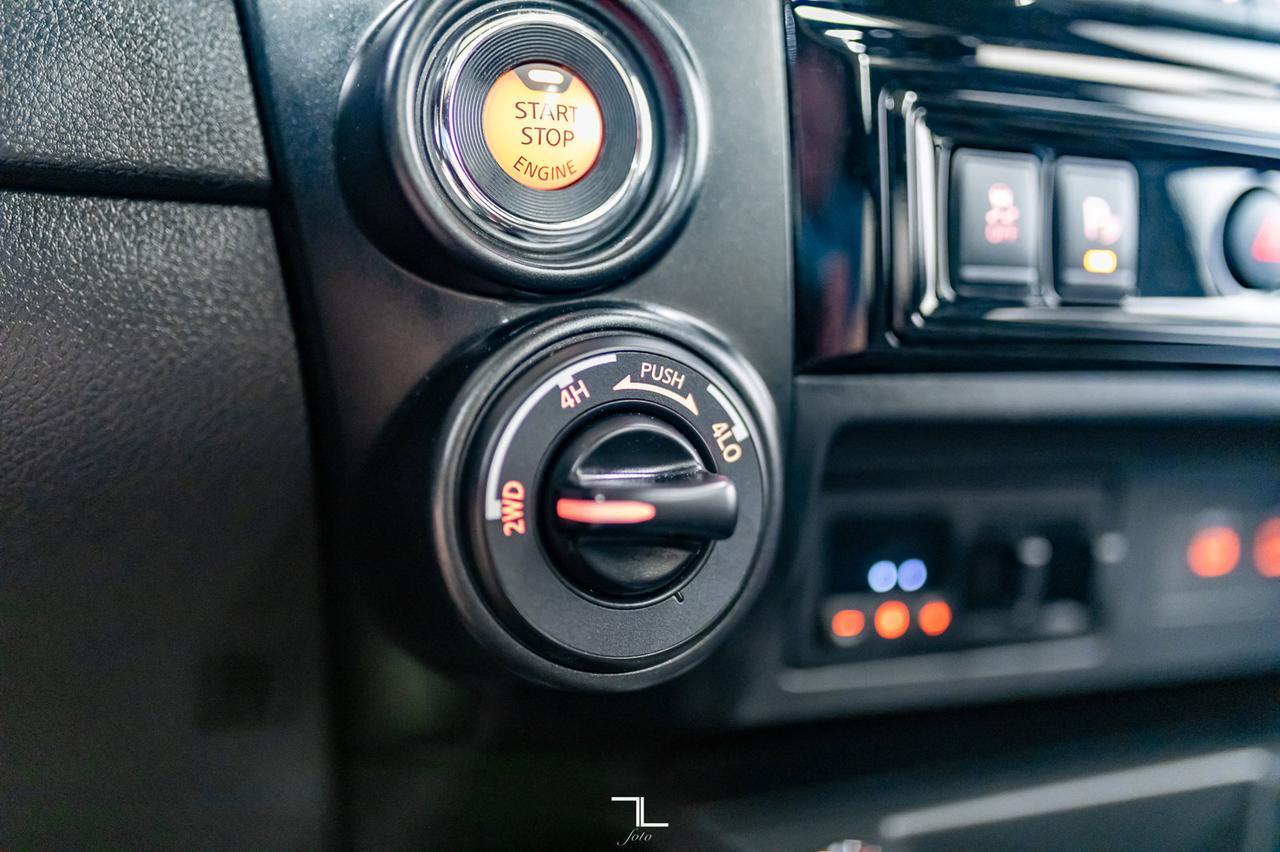 2020 Nissan Titan 4x4 Crew Cab Pro-4X Leather Roof Nav BCam Red Deer AB