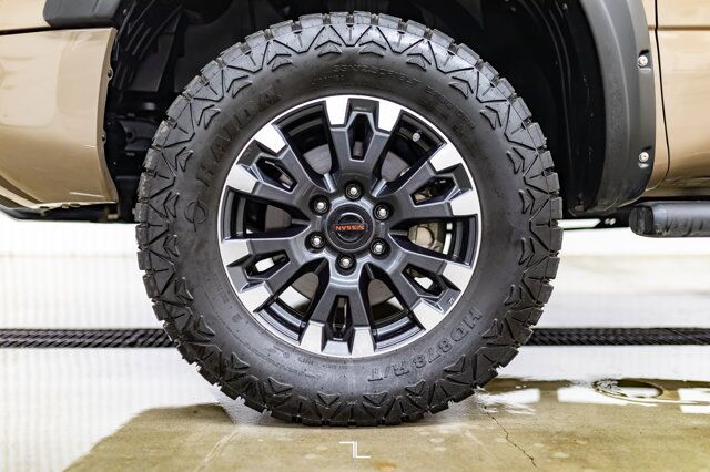 2020 Nissan Titan 4x4 Crew Cab Pro-4X Leather Roof Nav BCam Red Deer AB