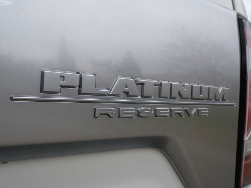 2020 Nissan Titan Platinum Reserve Mt Pleasant MI