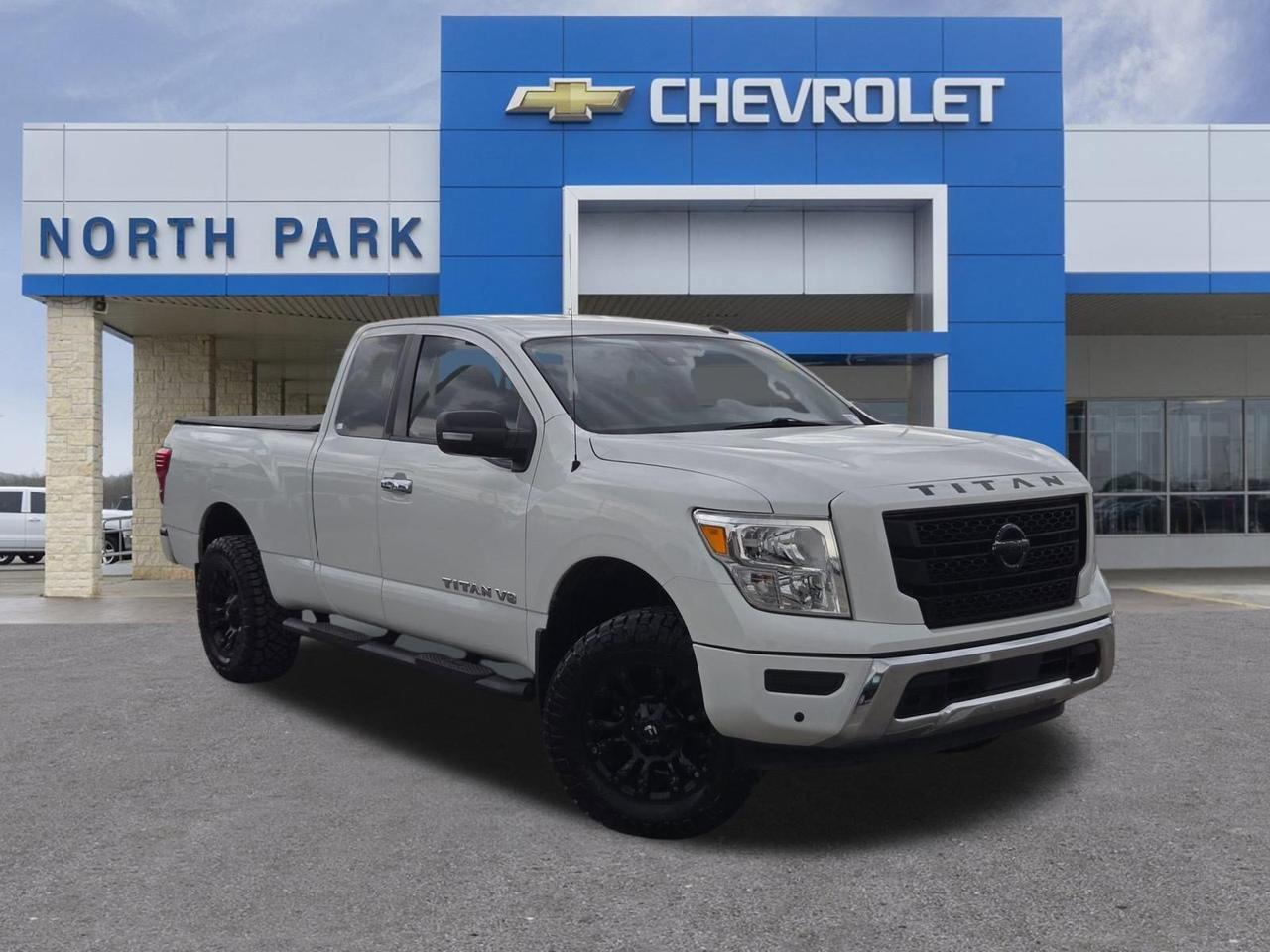 2020 Nissan Titan SV