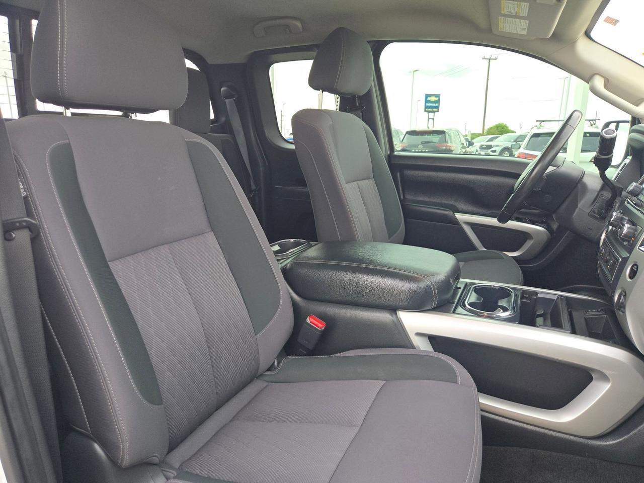 2020 Nissan Titan SV Castroville TX