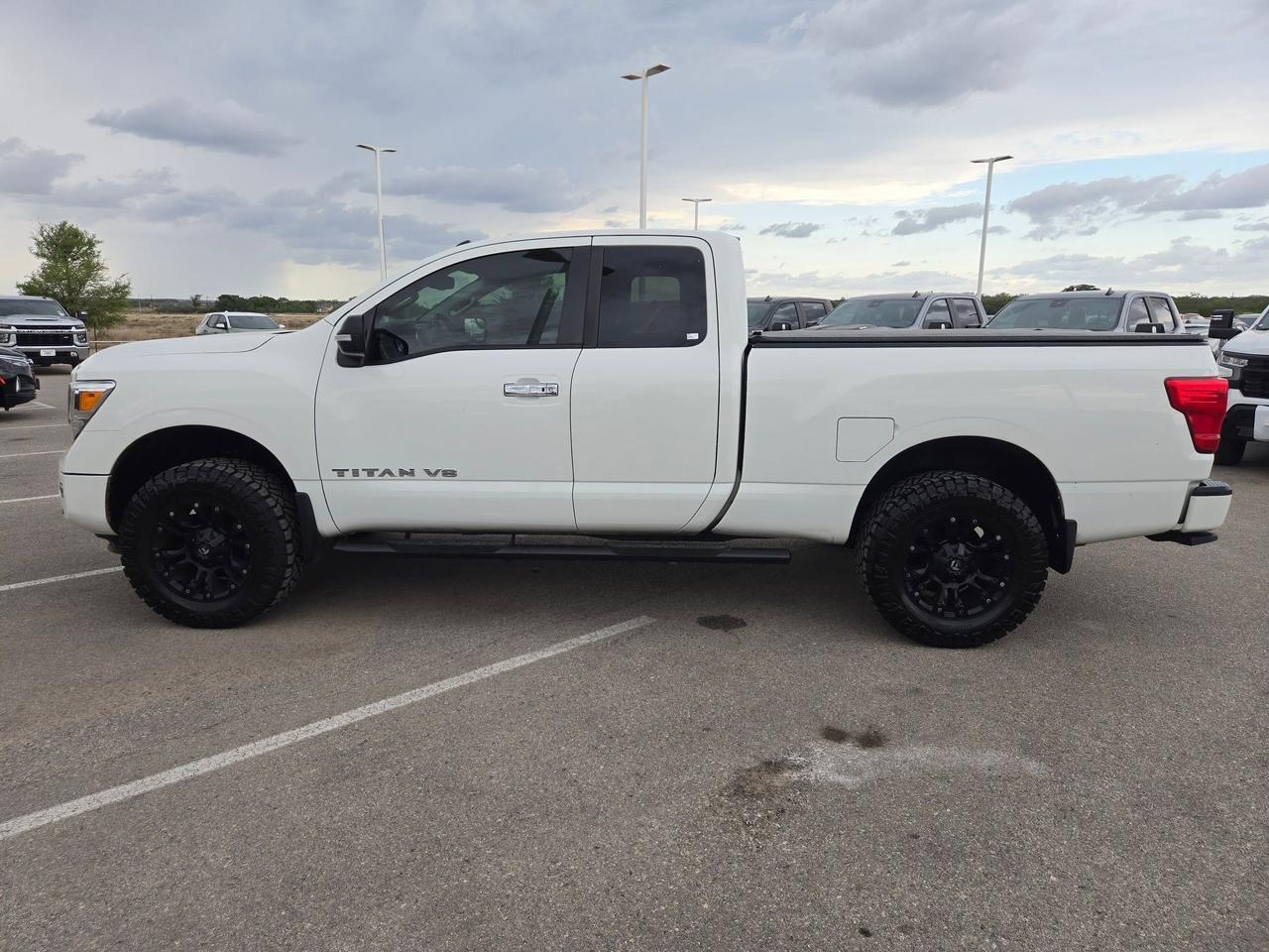 2020 Nissan Titan SV Castroville TX