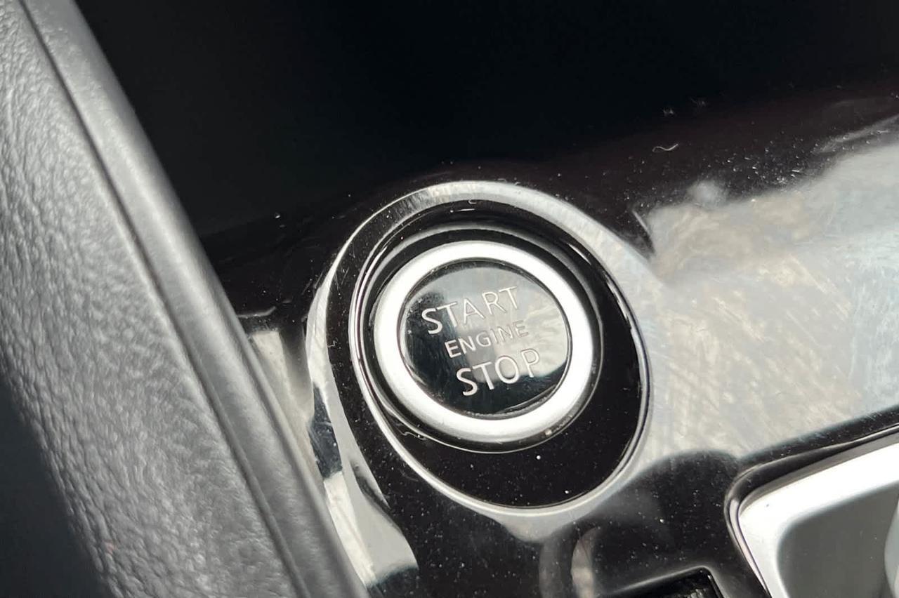 2020 Nissan Versa SR Roseville CA