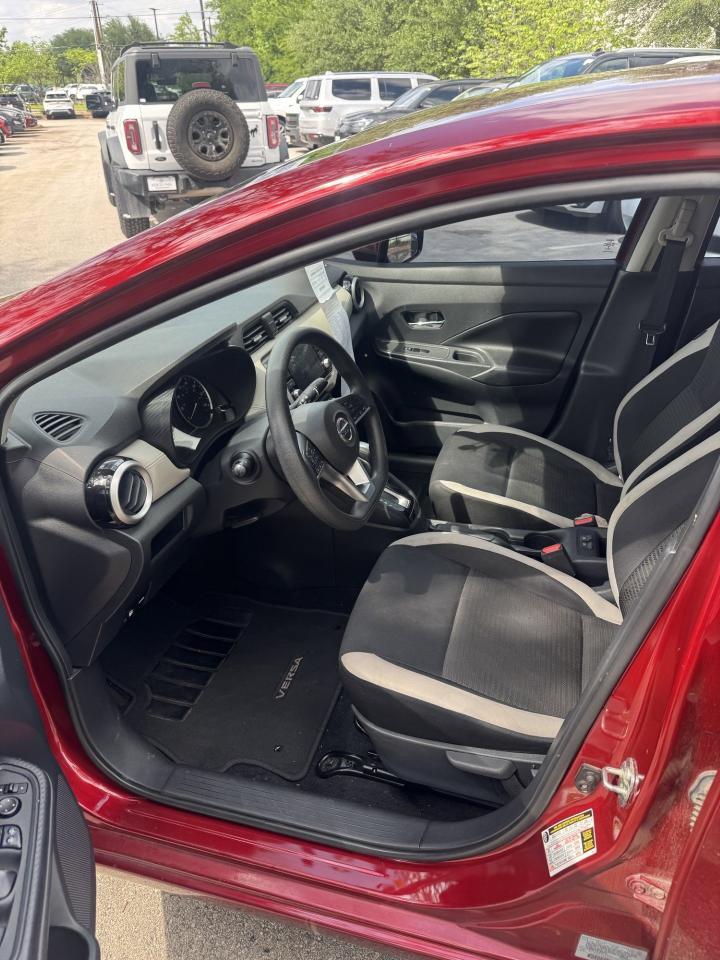 2020 Nissan Versa SV