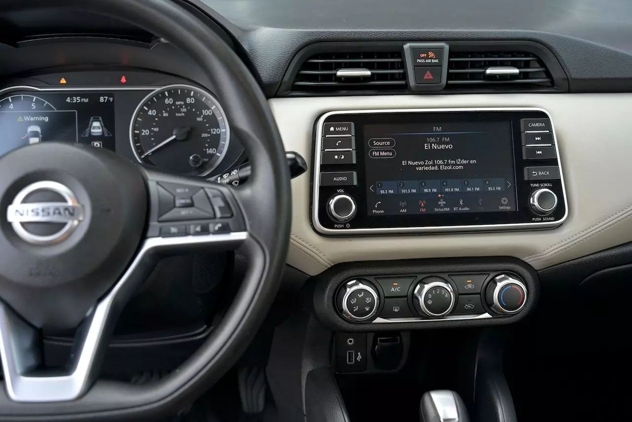 2020 Nissan Versa SV Sedan 4D Doral FL