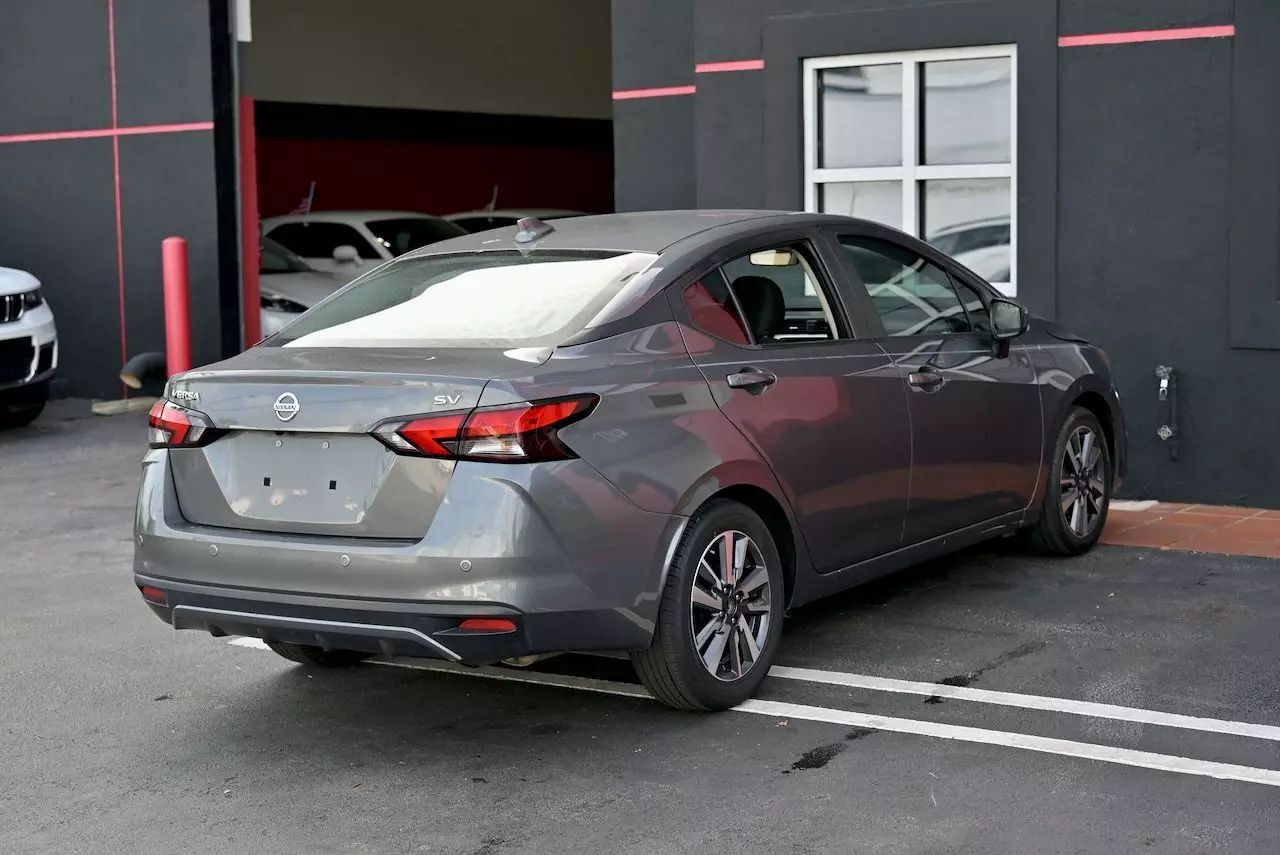 2020 Nissan Versa SV Sedan 4D Doral FL
