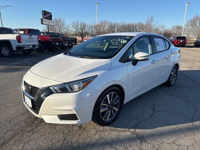 2020 Nissan Versa SV
