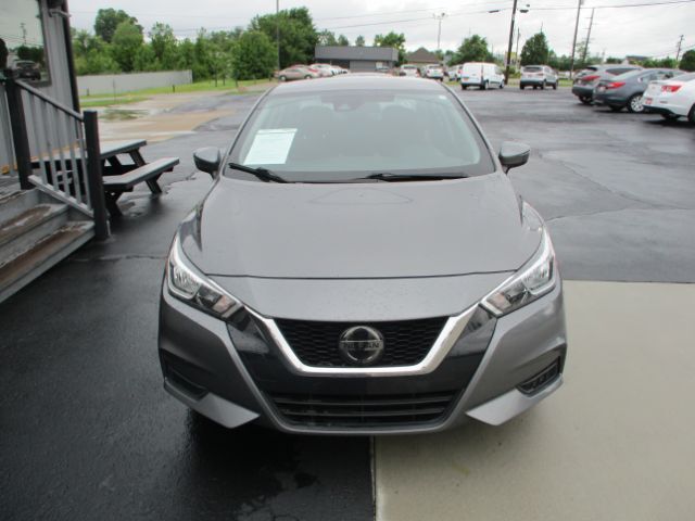 2020 Nissan Versa SV Xtronic CVT