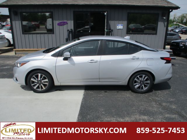 2020 Nissan Versa SV Xtronic CVT