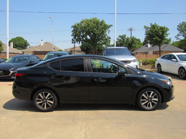 2020 Nissan Versa SV Xtronic CVT Plano TX