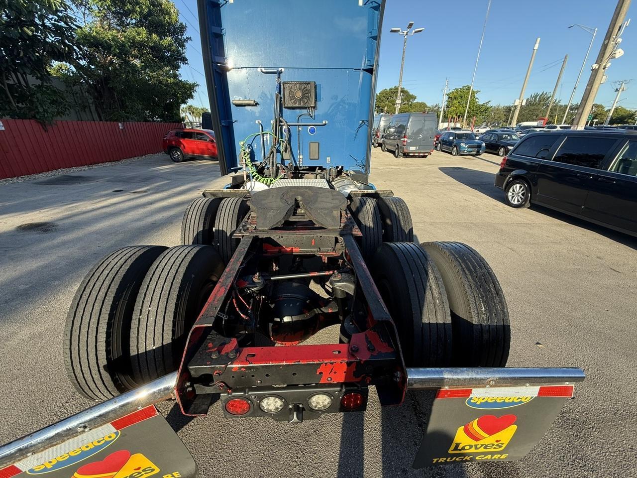 2020 No Make T680 T680 SLEEPER Hollywood FL